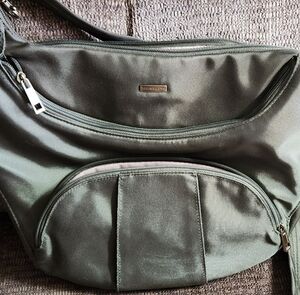 Travelon travel bag with matching wallet